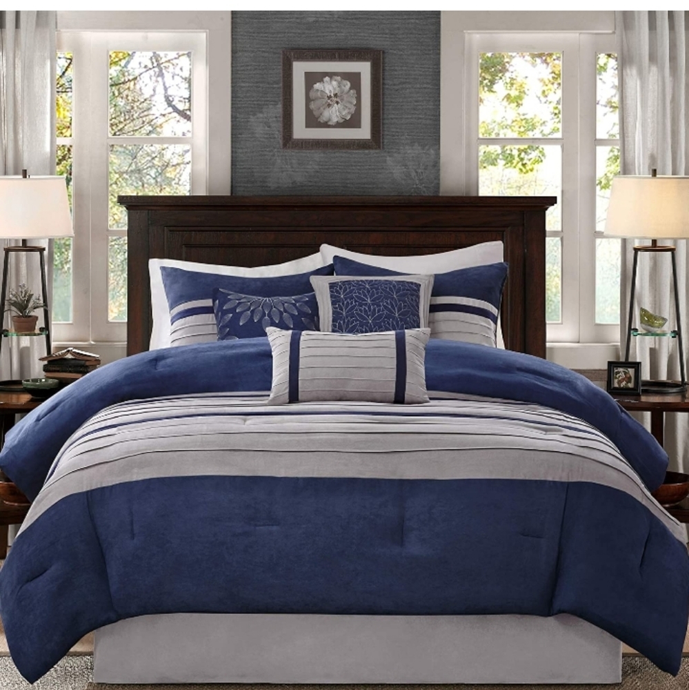 7 piece King Comforter set